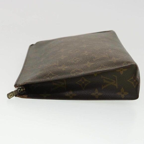 LOUIS VUITTON Monogram Poche Toilette 26 Pouch - Picture 4 of 15